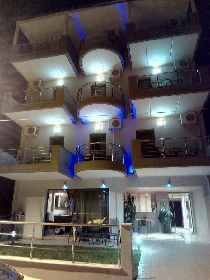 Villa Konstantinos Olympiakí Aktí 외부 사진